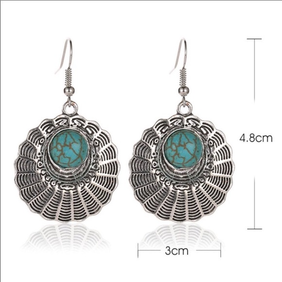 Faux Turquoise Silver Tone - Picture 4 of 4